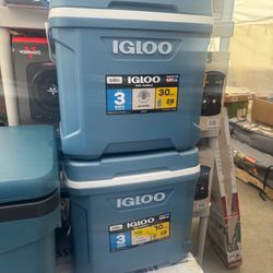 Igloo 30-Quart Cooler, Ice Blue