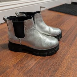 Girls Ugg Boots 