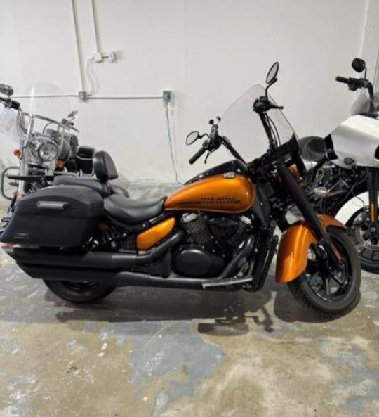 2016 Suzuki Boulevard C90T