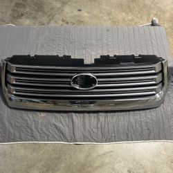 Toyota Tundra Grille (OEM) 