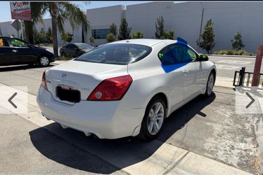 Nissan coup 2012 2.5litters