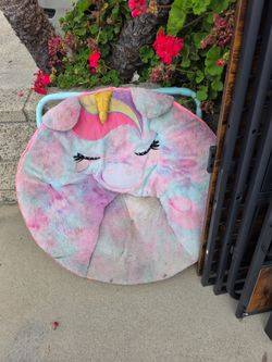 Free unicorn chair must pick up