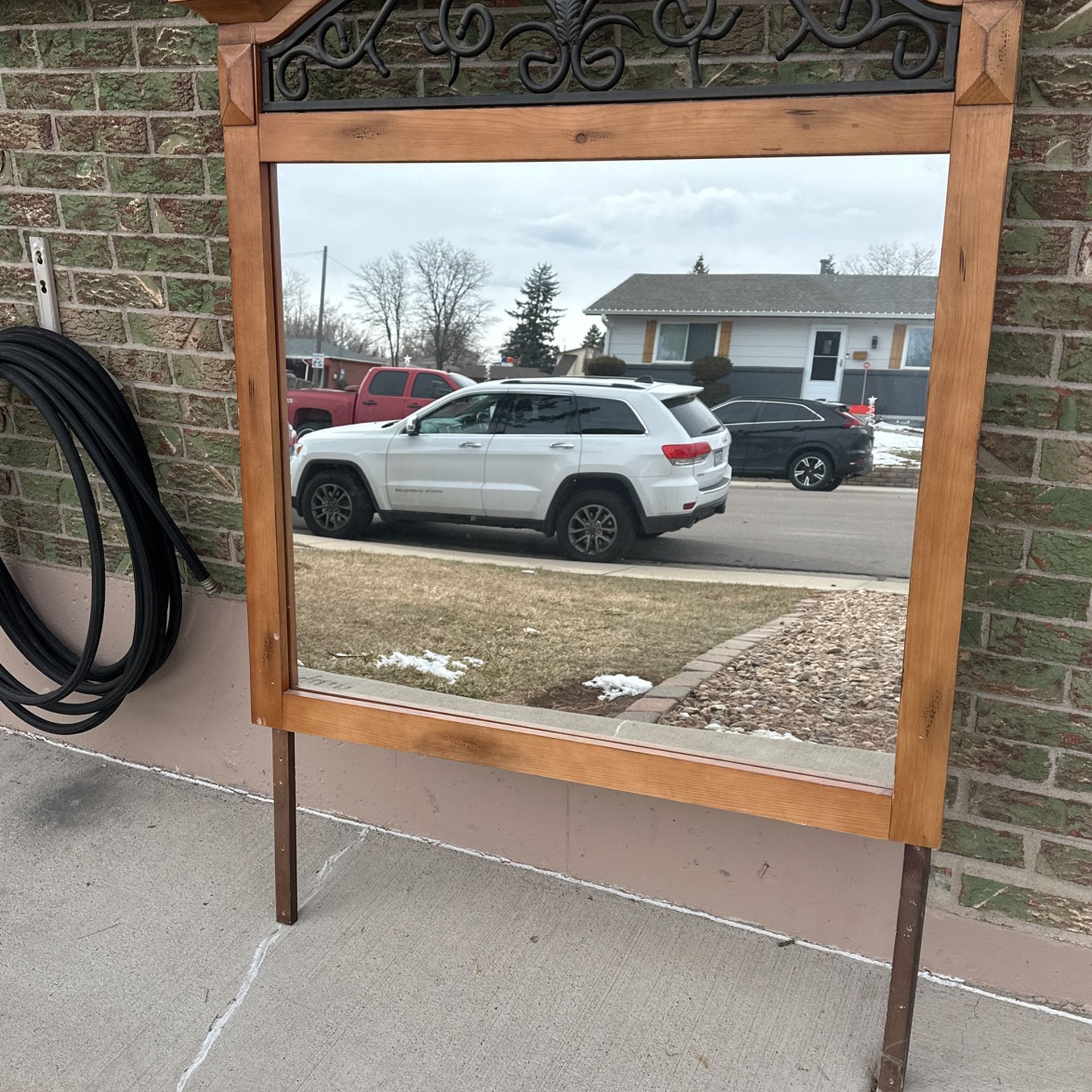 FREE Dresser Mirror