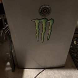 Fully Functional Mini Fridge 
