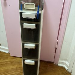 Brand New ， 🎁Bathroom narrows cabinet 