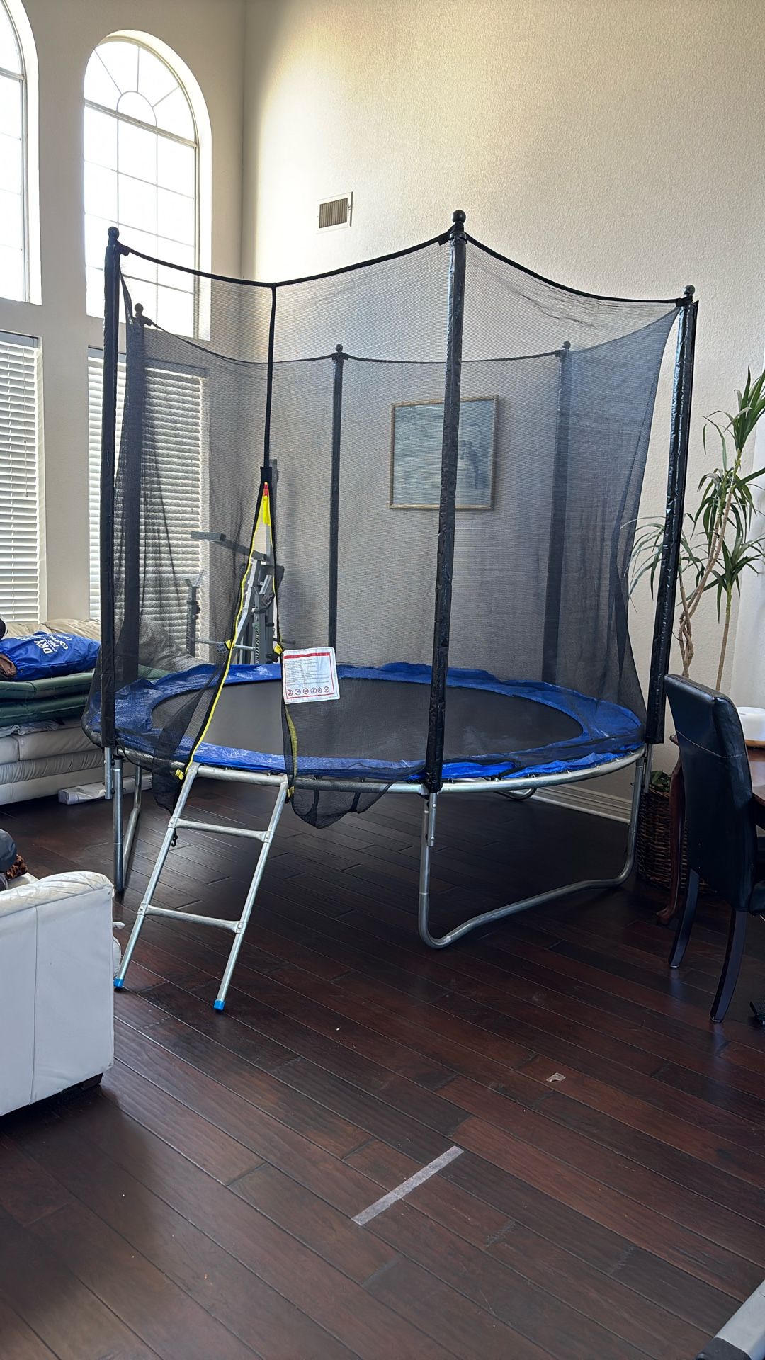 8’ Trampoline