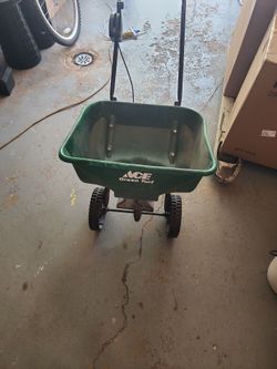 Large capacity  spreader