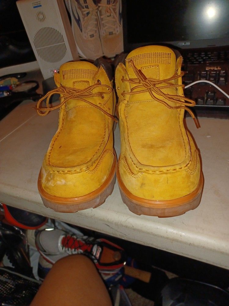 Timberland Men's Size 11.5 Chuka Boots