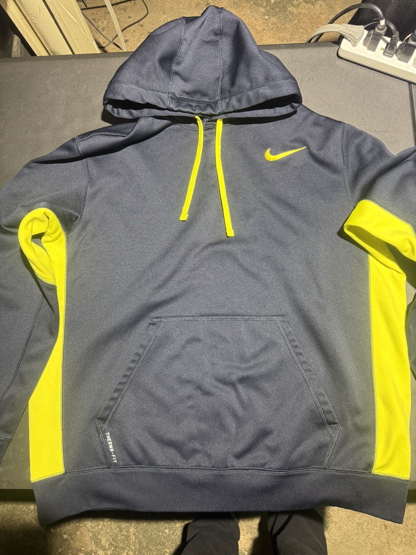 NIKE HOODIE