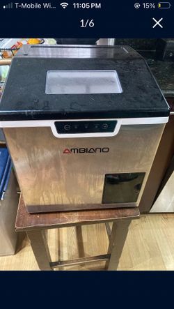 Like New Counter Ice Maker