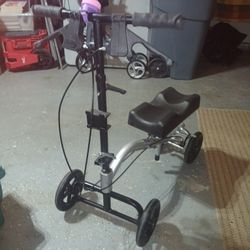 Like New Nove Knee Scooter 
