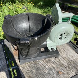 Mini Blacksmithing Forge With Hand-cranked Blower and Mini Anvil
