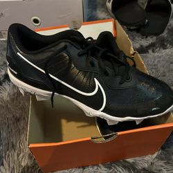Nike Baseball Cleats Size 11.5