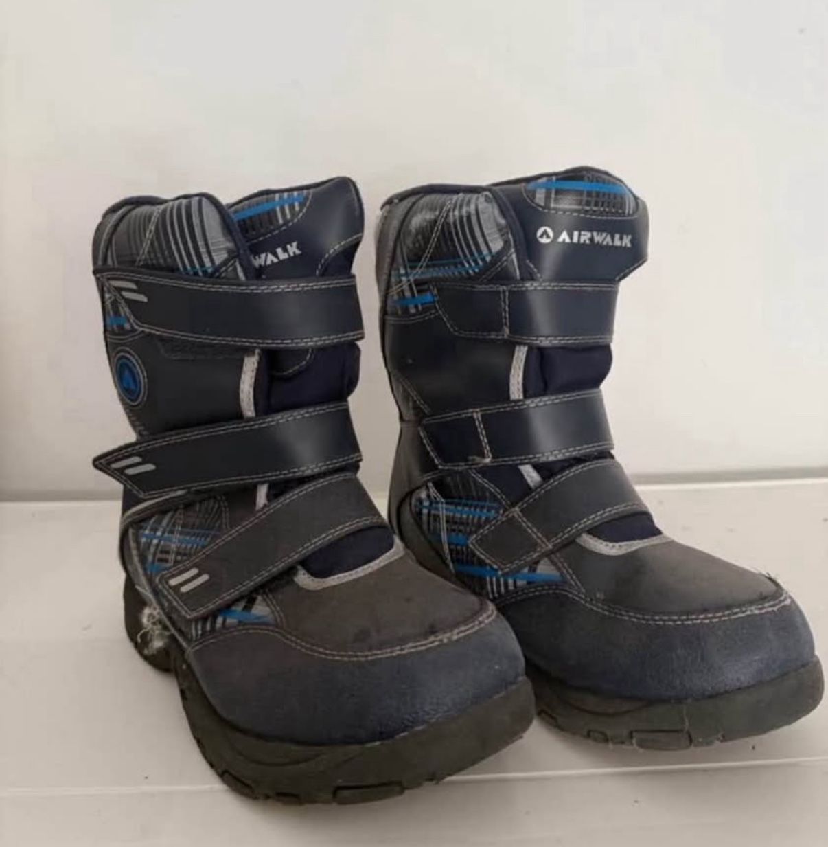 Boys Snow Boots Size 3