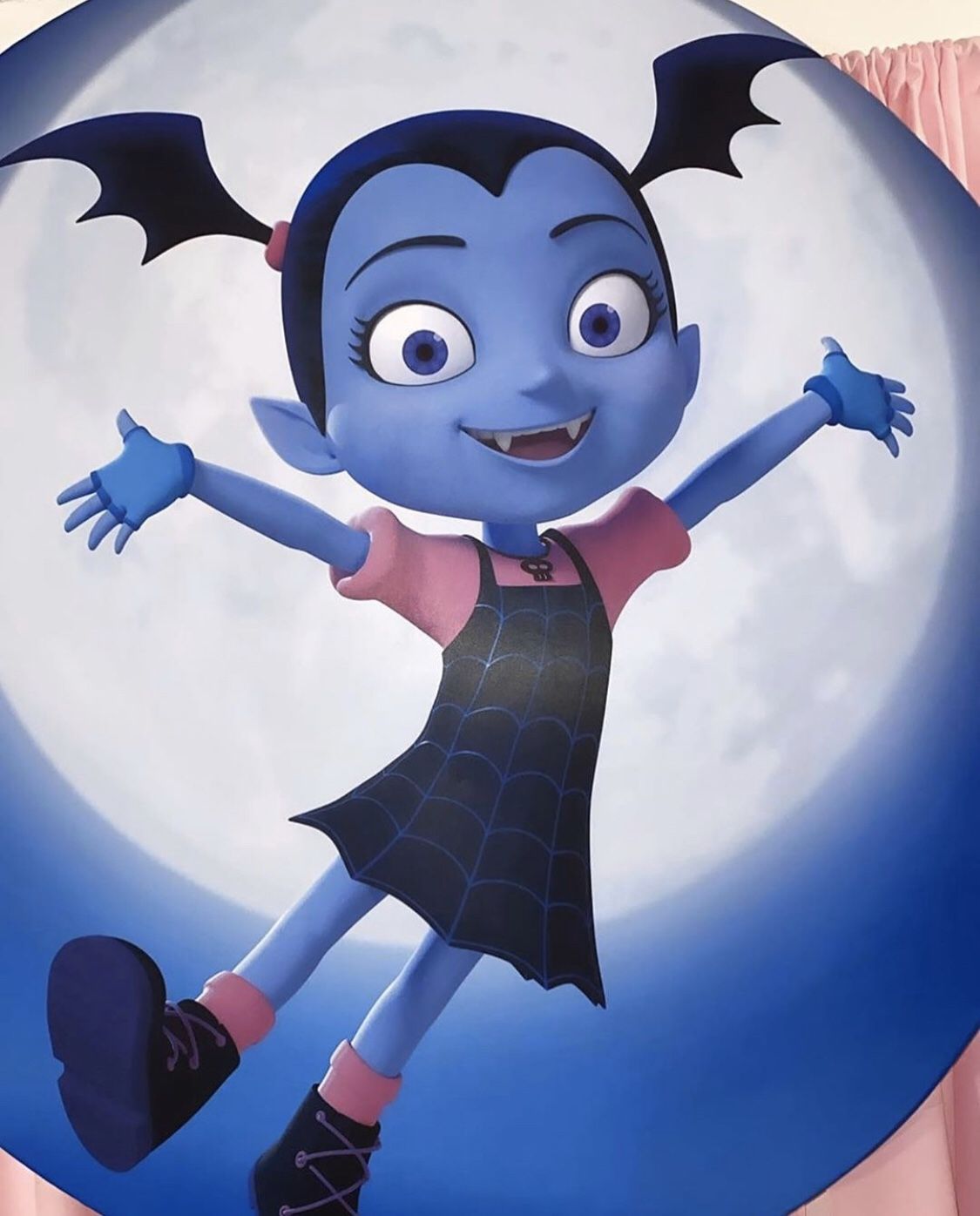 Vampirina party set up