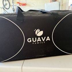 Guava family travel crib +bassinet kit (sheet and pad included)