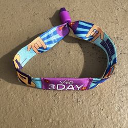 Outside Lands VIP Wristbands 🎉🍀🎊🙏❤️🤑✅