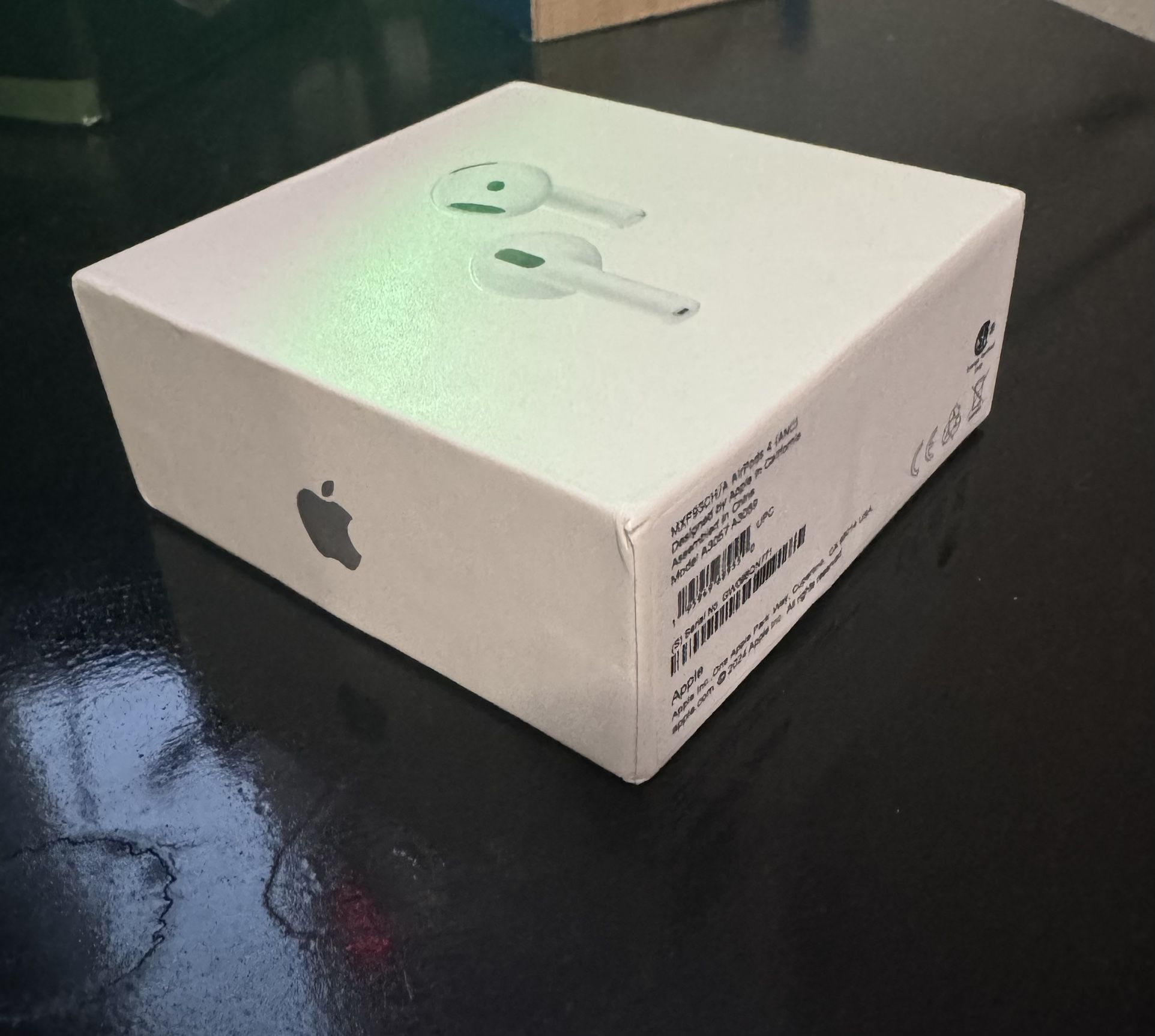 AirPod Gen 4