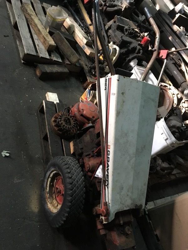 Gravely 524 tractor Kohler 8HP K181 engine not running & for parts for Sale in Elk Grove Village