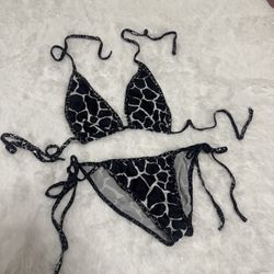 Small black giraffe animal print bikini festival rave raver y2k outfit white emo Only worn to take photos . No size tag made in early 2000s. Scrunch b