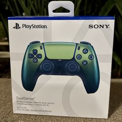 PS5 DualSense Controller - Chroma Teal 