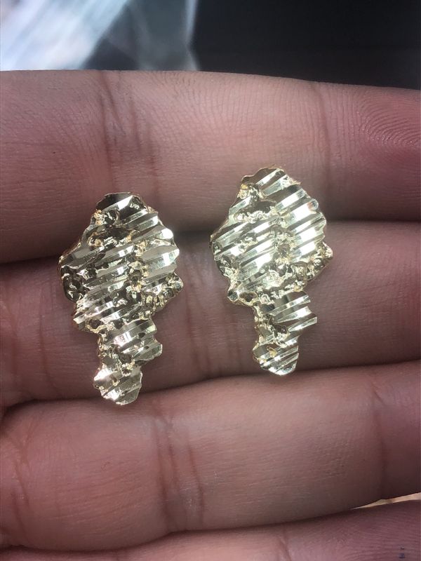 10k real gold nugget earrings for Sale in Los Angeles, CA - OfferUp