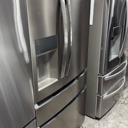 Frigidaire French Door Refrigerator 