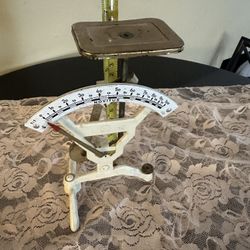 RARITY VINTAGE SMALL COLOBUS NOVITUS POSTAL LETTER SCALE WITH ENAMEL