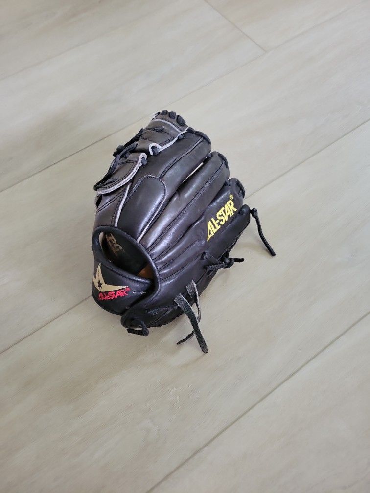 Allstar System 7 Baseball Glove.