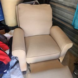 Recliner CHAIR