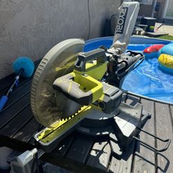 RYOBI MITER SAW TSS121
