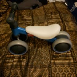 MINI BIKE TODDLER TRIKE ..for Age 10 to 24 Months