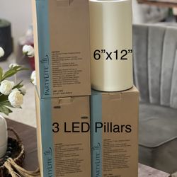 Party LITE Light Illusions Color Changing LED Pillar X3