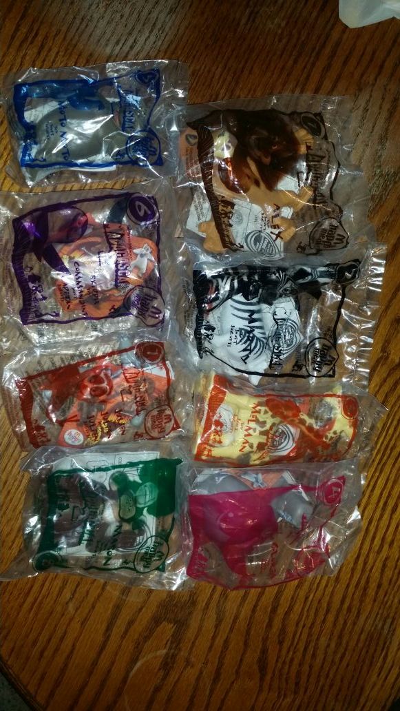 2008 McDonalds Madagascar 2 toys