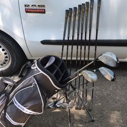 Complete Set Of Men's Golf Clubs And A New Bag