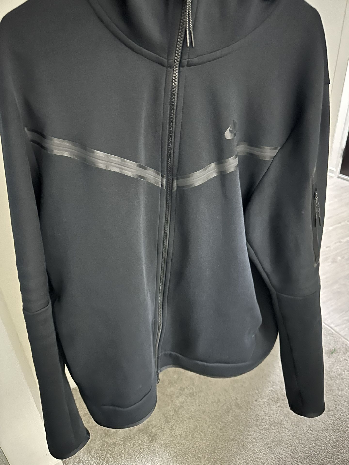 NIKE TECH JACKET 