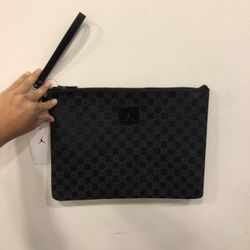 New Nike Jordan Monogram Pouch Purse Bag Wristlet Clutch 0.98L