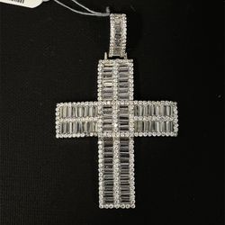 925 Sterling Silver CZ Cross Pendant 15.70g 194263/2