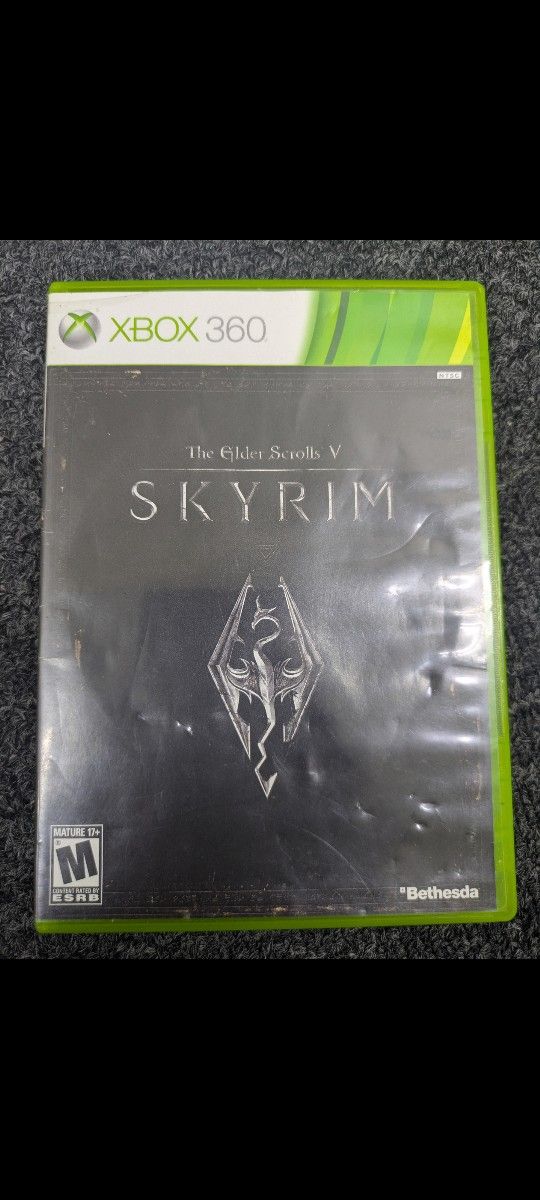 The Elder Scrolls V: Skyrim - Xbox 360 Game