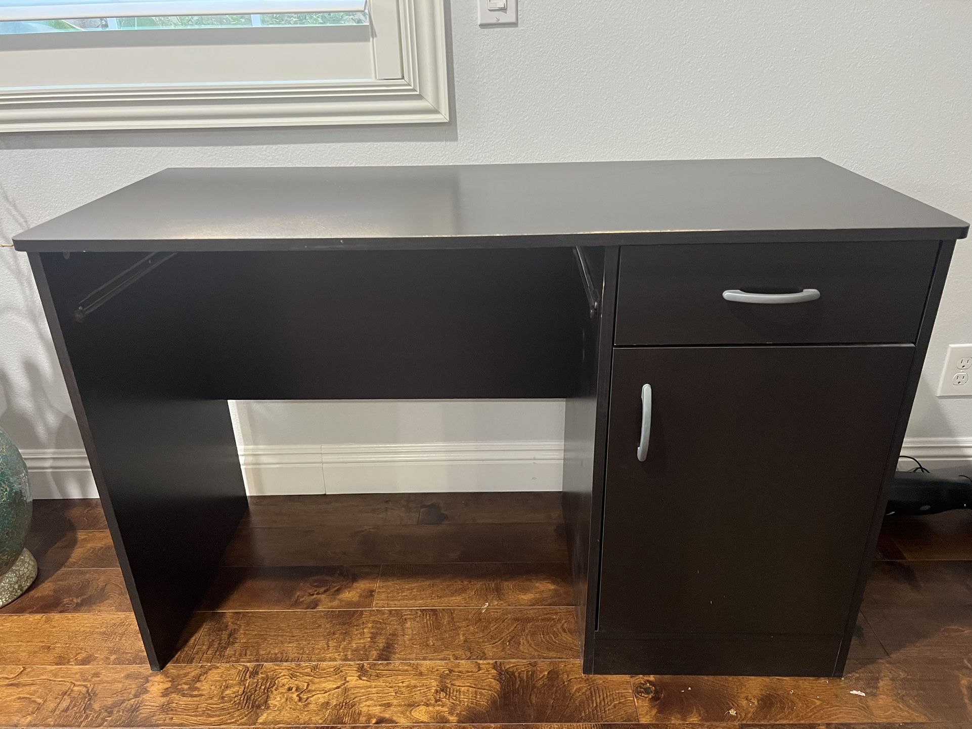 Computer Desk