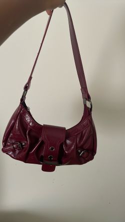 red shoulder purse