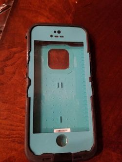 Life proof case for iPhone 5, works in good condition