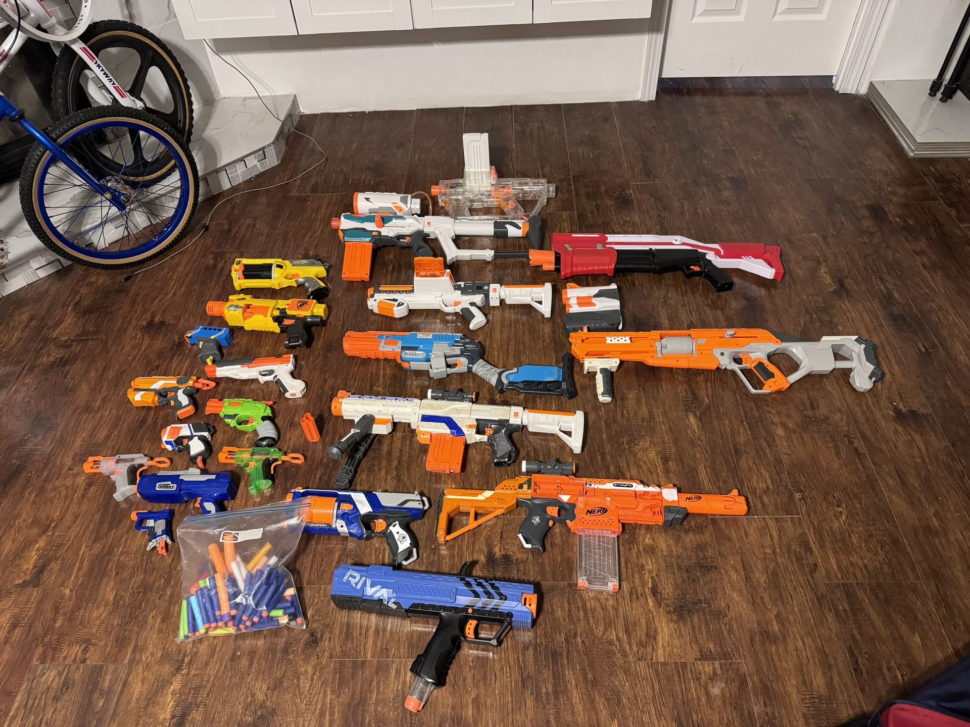 20 Nerf Guns Bundle Plus 1 Rival Gun