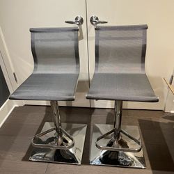 Set of 2 Height Adjustable Swivel Bar Stools
