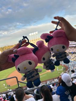 Dodger Hello Kitty and friends keychain