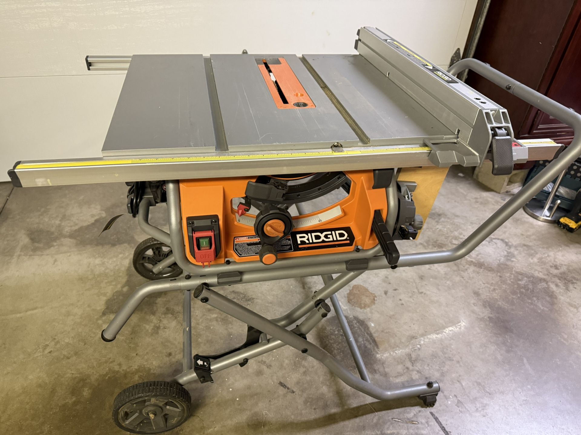 Ridgid Table Saw With Folding Stand