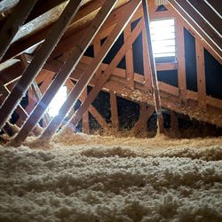 Blown in attics fiberglass