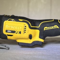 DEWALT Multiuso