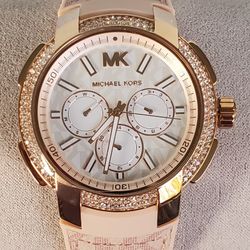 Michael Kors Women's Baby Pink Rosegold Watch 