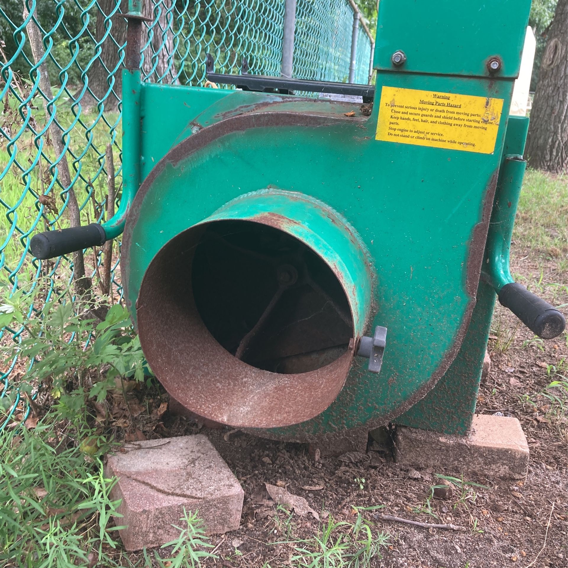 Lesco Leaf Vacuum for Sale in Mastic Beach, NY OfferUp